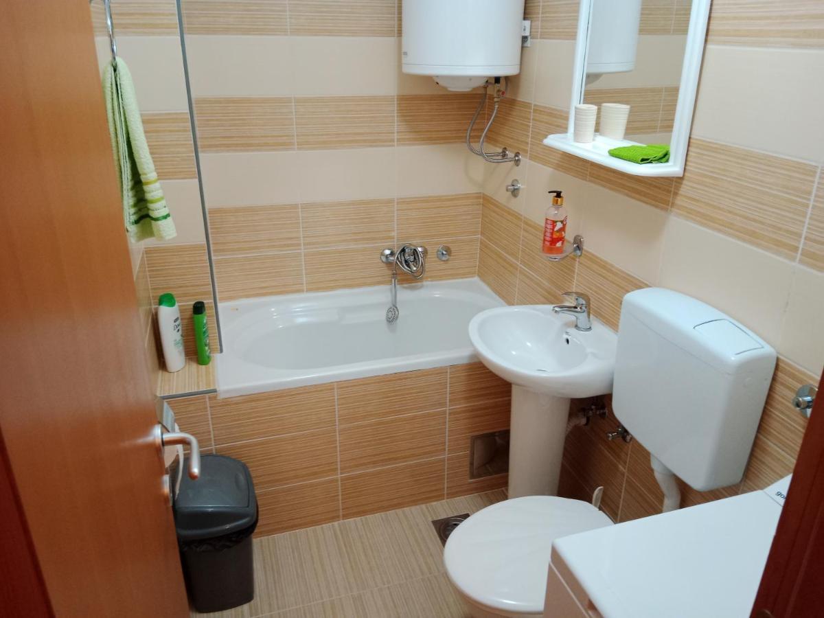 Studio Apartman D&S Плужине Екстериор снимка
